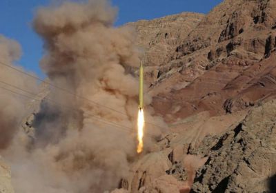 الدفاعات السعودية تعترض صاروخاً حوثياً خامسا أطلقته نحو نجران