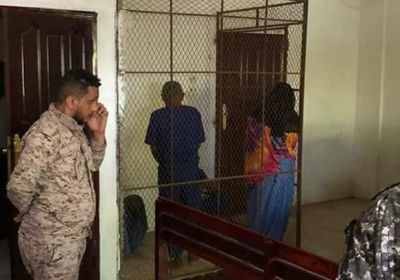 يحدث الآن: بدء أولى جلسات محاكمة قتلة الطفل محمد البارود الذي عثر عليه مشقوقاً إلى نصفين في البساتين