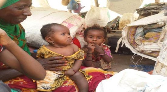 النازحون في لحج.. مرضى لا أحد يغسل آلامهم