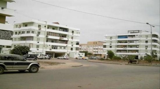 عدن : انفجار قنبلة صوتية في المنصورة قبل قليل