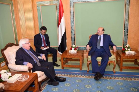 الرئيس هادي يستقبل المبعوث الأممي الى اليمن في جدة