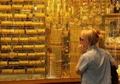 أسعار الذهب تستقر مع تجدد التوترات التجارية