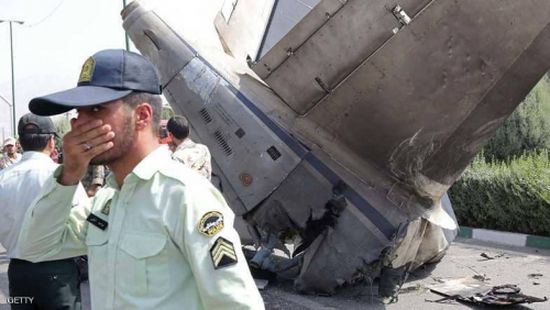 تحطم طائرة عسكرية إيرانية قرب أصفهان