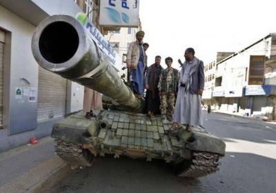 الحوثيون ينهارون من الداخل