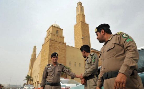 السعودية تفرج عن 8 أشخاص أقروا بالتواصل مع منظمات معادية واستمرار حبس آخرين