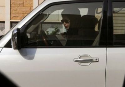 السلطات السعودية تبدأ بإصدار رخص قيادة السيارات للنساء