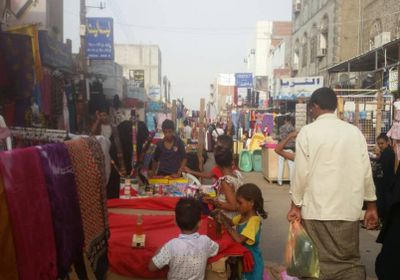 ارتفاع اسعار الملابس كابوس يؤرق حياة الناس بعدن 