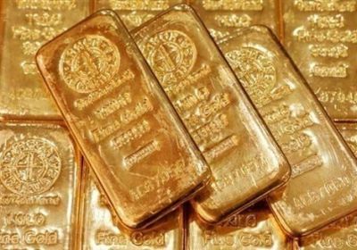 الذهب يرتفع مع هبوط الدولار من أعلى مستوياته