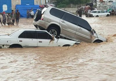 حضرموت : سيول جارفة تتسبب بأضرار كبيرة بمنازل ووممتلكات المواطنين