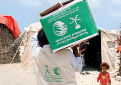 مركز الملك سلمان يسلم وزارة الصحة 9 أطنان من الأدوية والمعدات الطبية