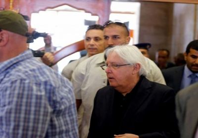 صحيفة دولية : خطة سلام يمنية تجرّد الحوثيين من سلاحهم 