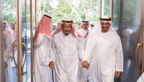 الشيخ محمد بن زاید یتلقى اتصالا ھاتفیا من الملك سلمان