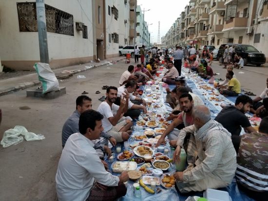 عدن : افطار جماعي لروح شهداء مجزرة سفاح انماء