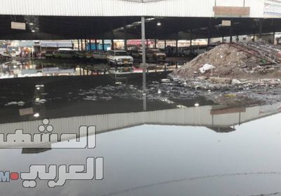 الكشف عن فضيحة جديدة لحكومة بن دغر بإختلاس مليارات الريالات من إيرادات العاصمة عدن 