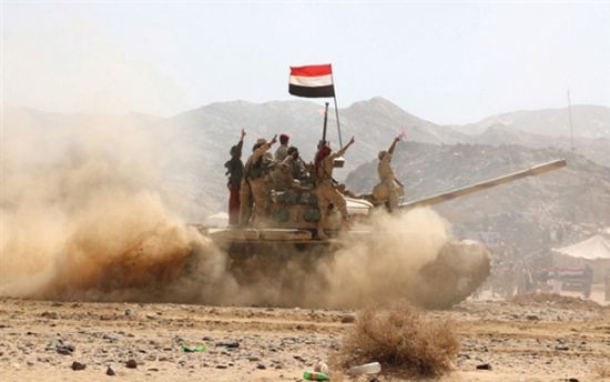 الجيش يحرر سلسلة جبلية استراتيجية ويأسر 6 حوثيين في كتاف بصعدة
