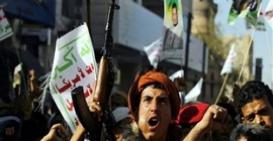 انشقاق قائد عسكري حوثي والتحاقه بالقوات الحكومية