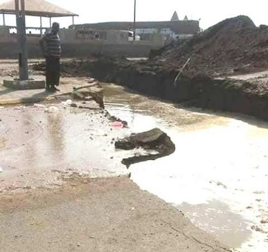 الحوثيون يدمرون شبكة المياه في الحديدة