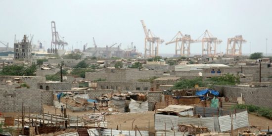 صحيفة " دير ألجيماينر " الأمريكية التحالف يتعهد بعدم الدخول الى مدينة الحديدة والحوثيون يوافقون على تسليم موارد الميناء للأمم المتحدة