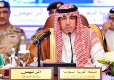 وزراء إعلام التحالف: تحرير ميناء الحديدة سيجلب الحوثيين لطاولة المفاوضات