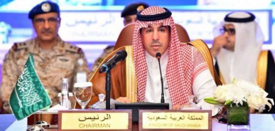 وزراء إعلام التحالف: تحرير ميناء الحديدة سيجلب الحوثيين لطاولة المفاوضات