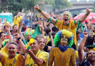 البرازيل تتسلح بالتاريخ لعبور المكسيك في ثمن نهائي المونديال