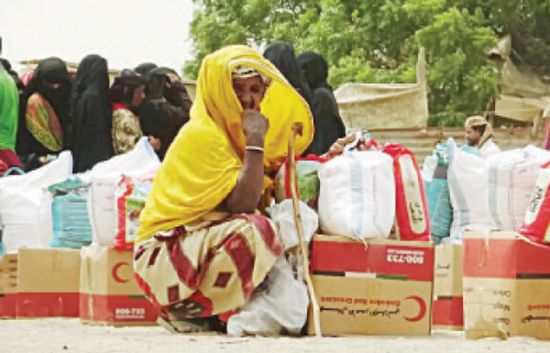 35 ألف مستفيد من مساعدات الإمارات التي تم توزيعها في الحديدة خلال الأربعة الأيام الماضية