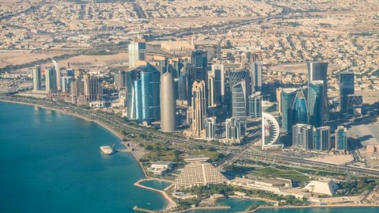 صغر حجم قطر يضعها في موقف محرج قبل استضافة كأس العالم 2022
