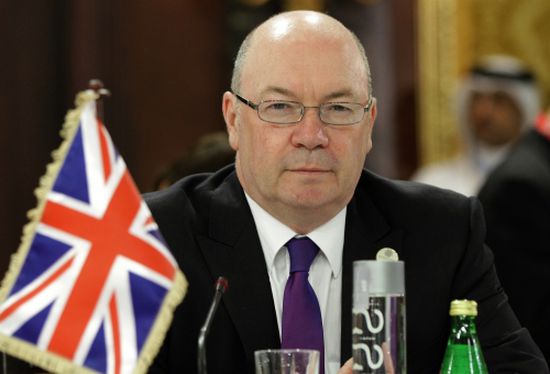 وزير شؤون الشرق الأوسط البريطاني يزور الرياض غداً لبحث الأزمة اليمنية
