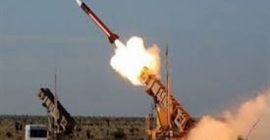 الدفاع الجوي السعودي يعترض صاروخا باليستيا فوق نجران