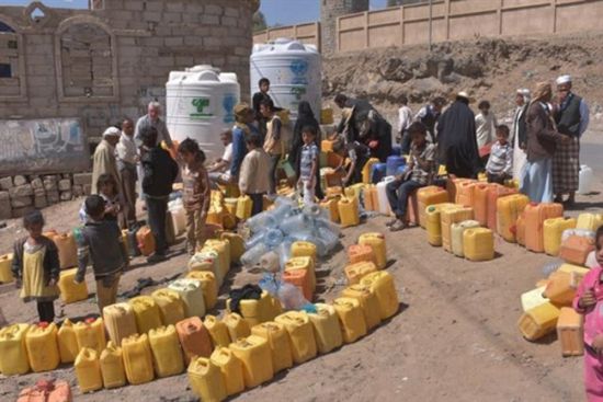سوق سوداء للمياه بمدينة إب وسعر الوايت يصل لأكثر من 12 ألف ريال