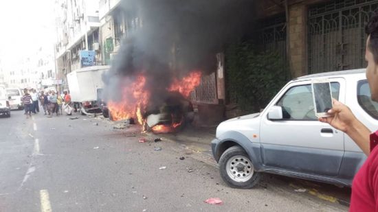 عاجل : انفجار سيارة مفخخة في الشارع الرئيسي بالمعلا