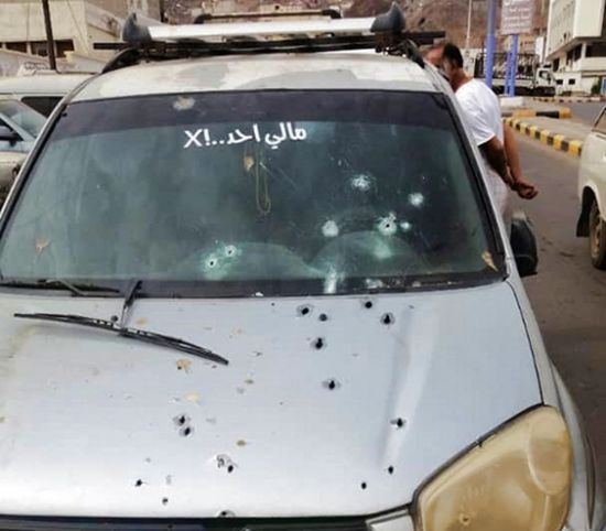  مقتل 3 أشخاص ونجاة رابع في هجوم مسلح استهدف سيارة في جولة الشيخ إسحاق بالمعلا
