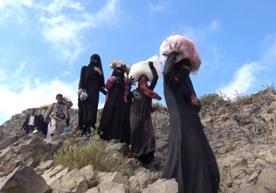زيارة عائلية تنقذ أسرة يمنية من قذائف الحوثي