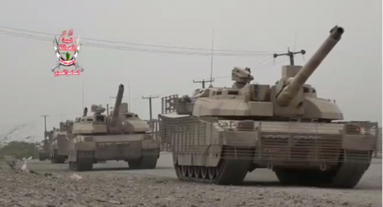 ألوية العمالقة بإسناد التحالف العربي تدفع بتعزيزات عسكرية كبيرة لحسم معركة الحديدة ( فيديو )
