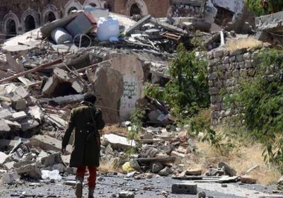 قصف حوثي يستهدف المدنيين بالتحيتا.. والضحايا نساء وأطفال