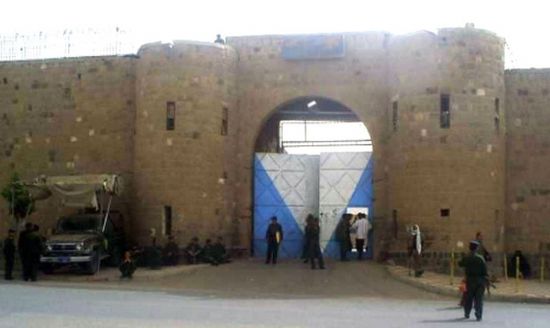 ميليشيا الحوثي تعذب سجينا حتى الموت في صنعاء