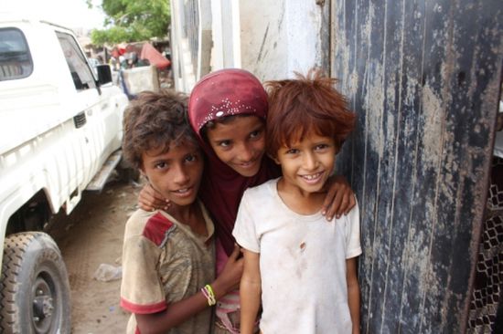 بجهود إماراتية حثيثة.. الخوخة الساحلية تستعيد عافيتها