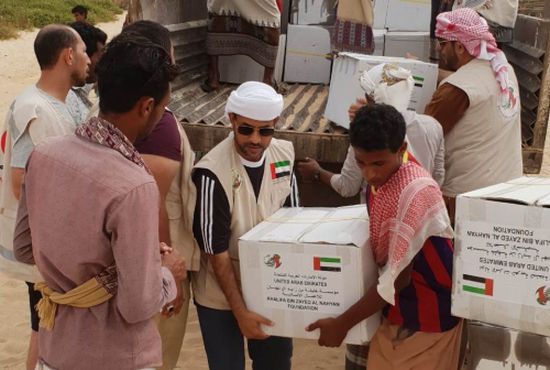 جهود الإمارات الإنسانية تتواصل لإغاثة المتضررين في سقطرى