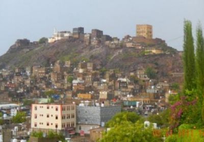 الضالع.. انفجار يستهدف مبنى  جامعة  خليج عدن الاهلية 