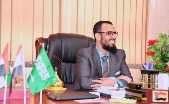 محذرا حكومة الفساد .. بن بريك: لن نقف مكتوفي الأيدي أمام هذه الحرب الشعواء