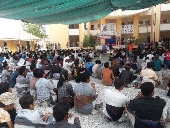 شاهد.. كيف استقبل أهالي شبوة الذكرى الأولى لتحرير مدينتهم