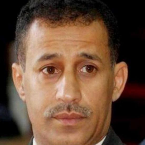 الحوثيون يتطاولون على الذات الإلهيه وقيادي بارز يدعو اليمنيين للسجود له