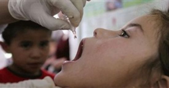 تحصين مائة ألف من شلل الأطفال في عدن