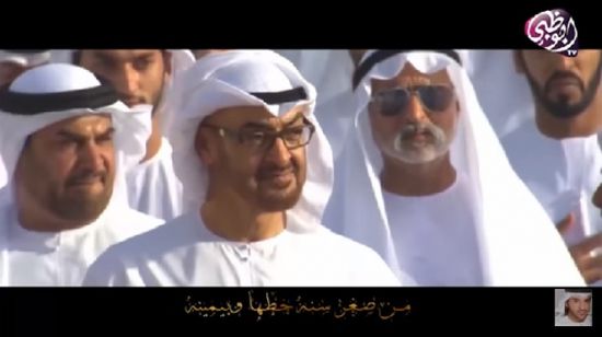 بالفيديو.. تعاون غنائي بين فنان حضرمي ومحمد بن راشد