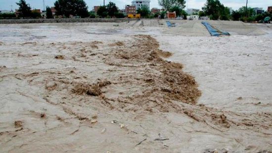 39 قتيلا جراء فيضانات موسمية اجتاحت ولاية "كيرالا" بالهند