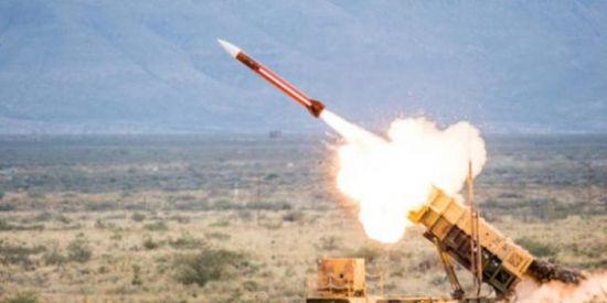  الحوثيون يطلقون صاروخ باليستي على السعودية يسقط في صعدة
