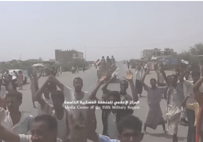 شاهد.. كيف استقبل أهالي حيران القوات الشرعية بعد الانتصار على الحوثيين