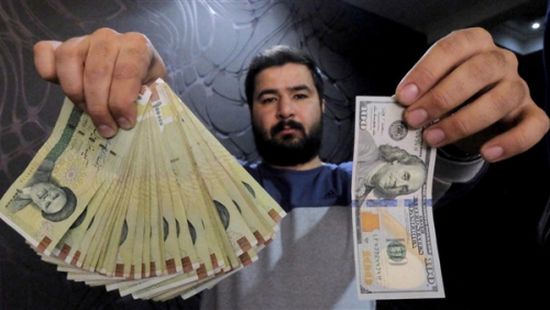 تقرير: الاقتصاد الإيراني غير قادر على الصمود أمام العقوبات الأمريكية