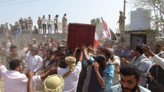 جنازة حاشدة للشهيد علي عبدالحبيب بالمنصورة
