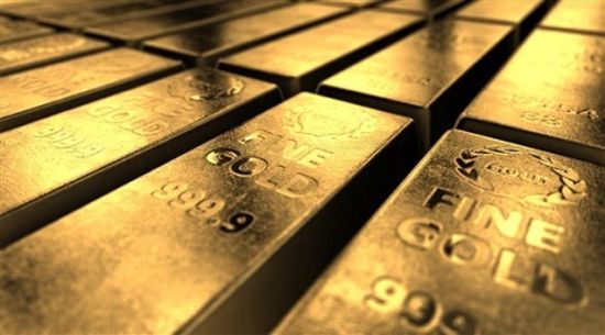 الذهب ينزل من أعلى مستوى في أسبوع